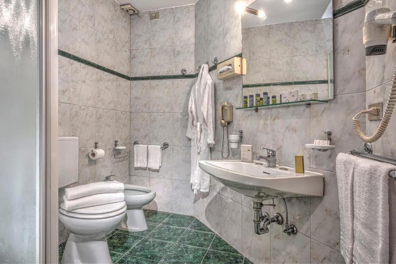 Park Hotel Terme Abano Terme Bagian luar foto